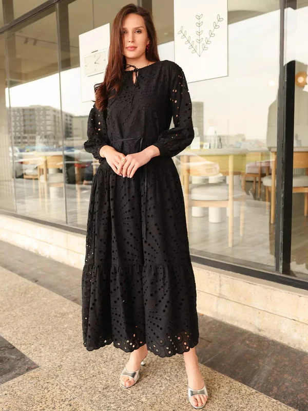 Which Store Sells Top Quality Pakistani Frock Dresses Online?